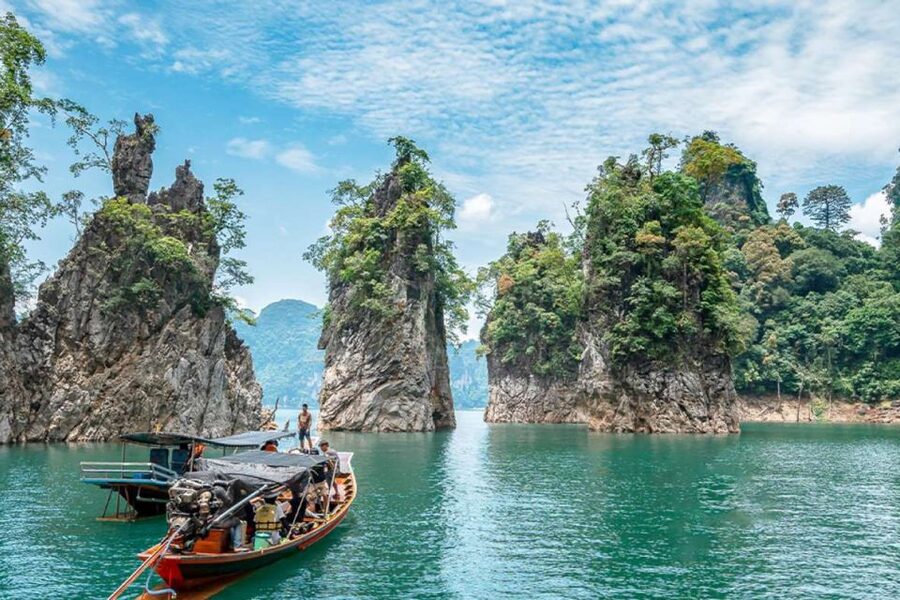 Surat Thani: Khao Sok National Park Chiew Larn Lake Cruise - The 500Rai Floating Resort stop