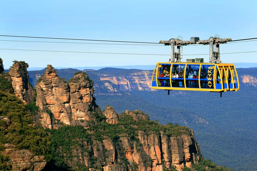 Sydney: Blue Mountains National Park Tour with River Cruise - Early pickup and the road into the mountains