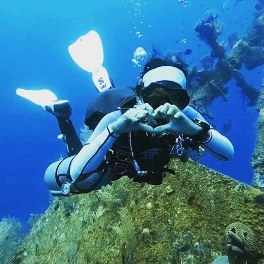 Tayrona National Park: Scuba Diving Tour for Beginners - A calm first step into scuba