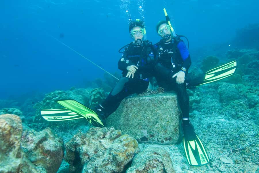 Tayrona National Park: Scuba Diving Tour for Beginners - Photos, videos, snacks, and refreshments