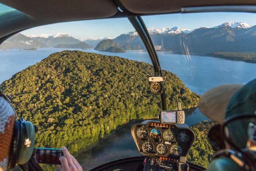 Te Anau: 30-Minute Fiordland National Park Scenic Flight - Weather, clothing, and practical preparation