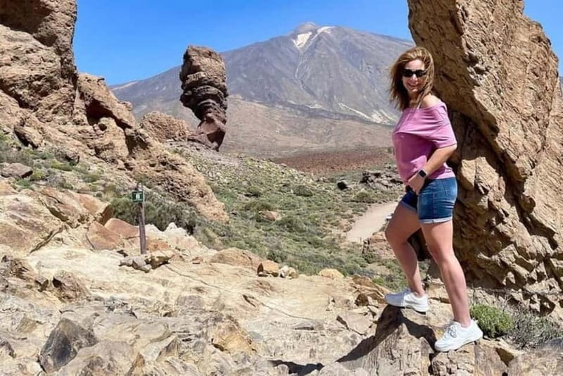 Tenerife: Teide National Park and Volcano Buggy Tour - The guide and group size shape the experience