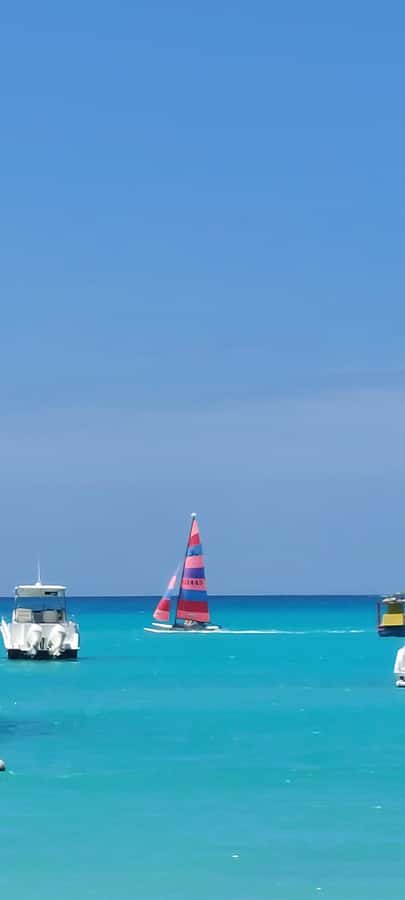 Tour Mahe Seychelles your way. Victoria national park beache - Takamaka Rum Factory and the final stops