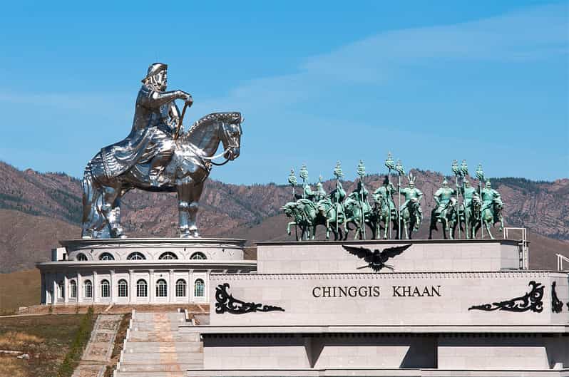 Ulaanbaatar: Chinggis Khan Statue and National Park Day Trip - The giant Chinggis Khan statue and its museum