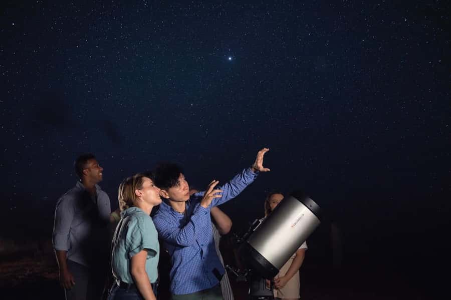 Uluru: National Park Astronomy Tour with Telescope and Photo - Photographing Uluru under the stars
