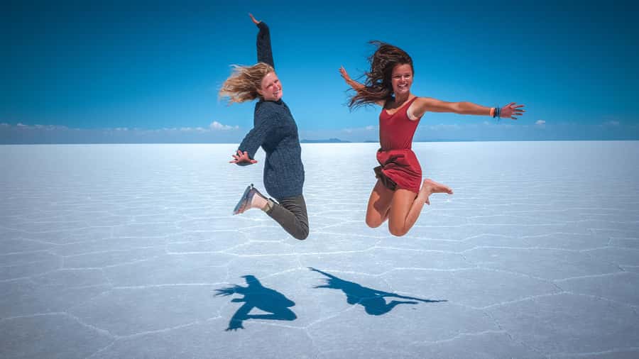 Uyuni: Guided 3-Day Tour Salt Flats & Avaroa National Park - The first night: Basic rooms and a cold-weather test