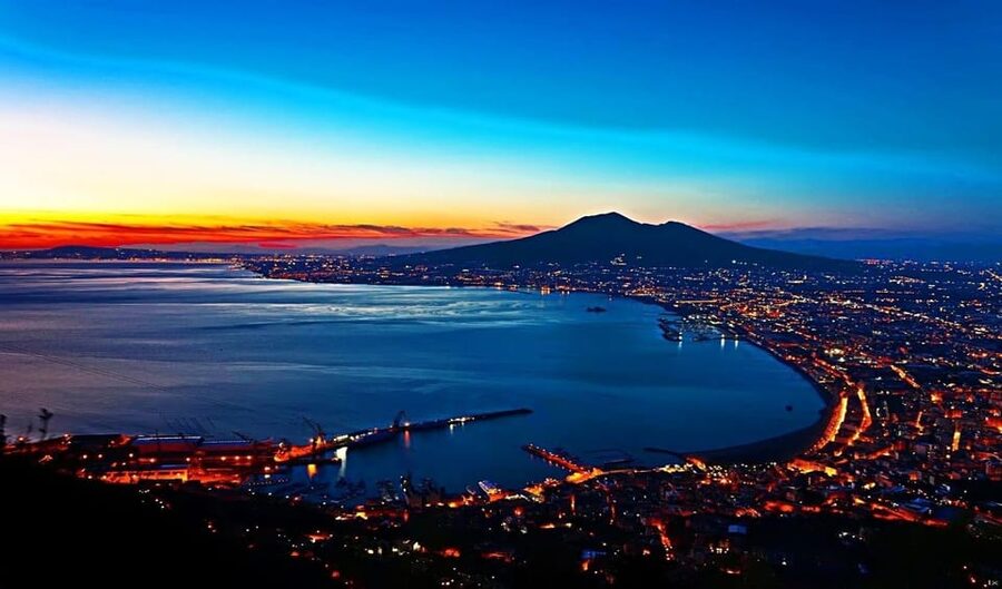 Vesuvius National Park Skip-the-Line Ticket - The crater route and the views from the top