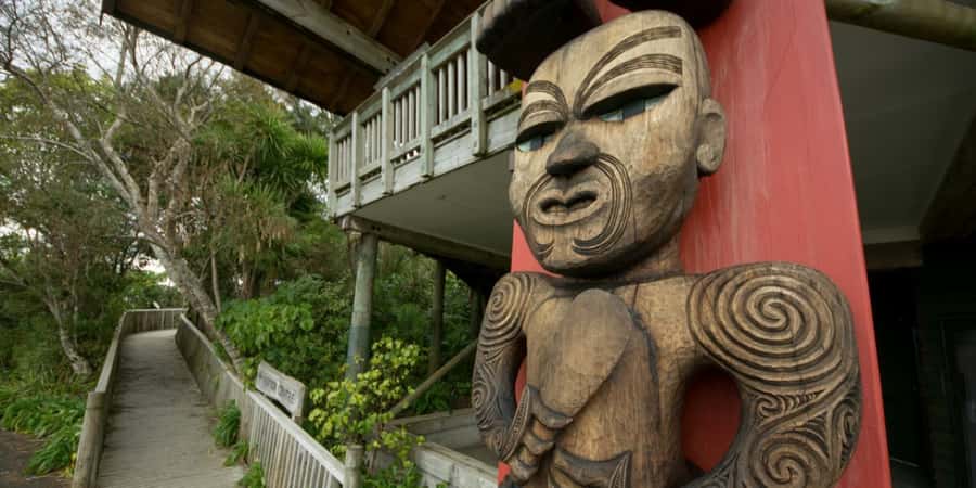 Waitakere Ranges Wilderness Experience Tour from Auckland - Leaving central Auckland for the Waitakere Ranges