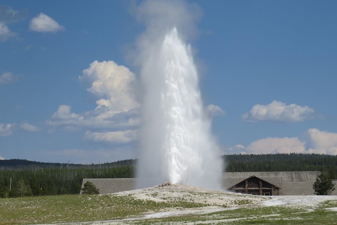 Yellowstone National Park - Full-Day Lower Loop Tour from West Yellowstone - Starting early from West Yellowstone